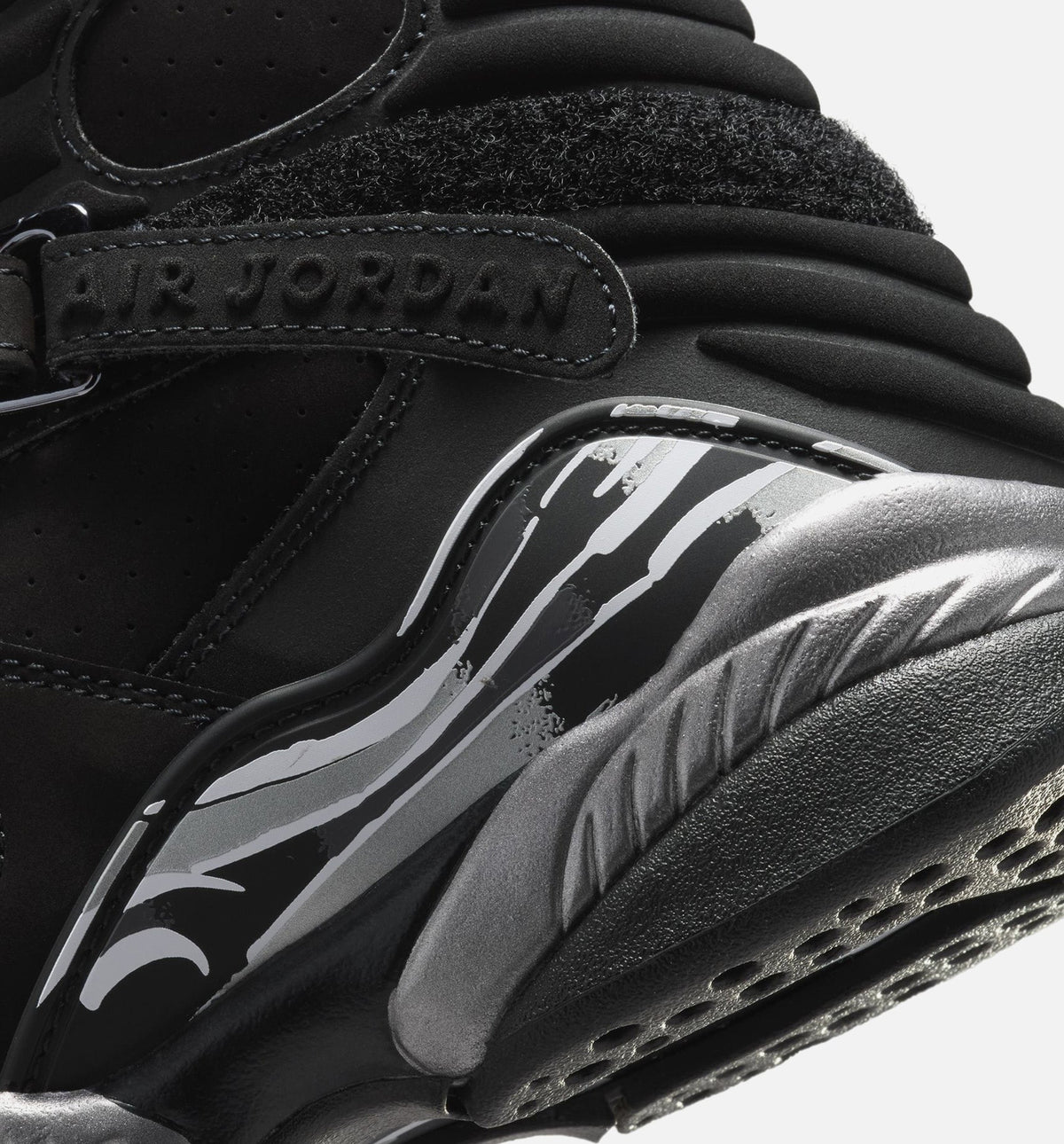 Air Jordan 8 Retro Chrome Black and Light Graphite GS Lifestyle Shoe - Black/White/Light Graphite